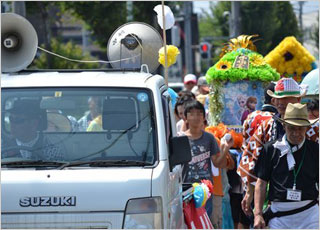 2014年「みこし祭り&盆踊り大会」の様子2