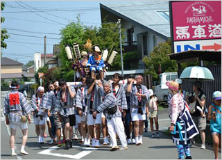 2014年「みこし祭り&盆踊り大会」の様子3